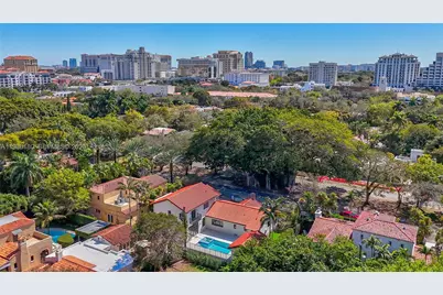 519 Alhambra Cir #0, Coral Gables, FL 33134 - Photo 2