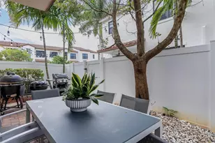 110 NW 209th Way, Pembroke Pines, FL 33029 - Photo 22