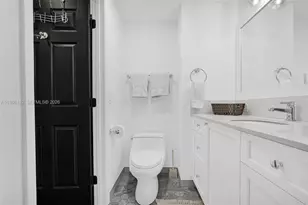 2107 SE 10th Ave, Fort Lauderdale, FL 33316 - Photo 14