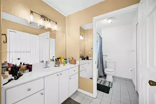 5755 NW 109th Ave, Doral, FL 33178 - Photo 18