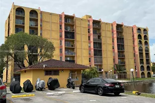 4717 NW 7th St, Miami, FL 33126 - Photo 6