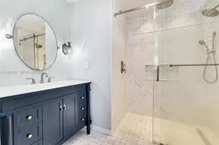 2870 Pine Tree Dr, Miami Beach, FL 33140 - Photo 18