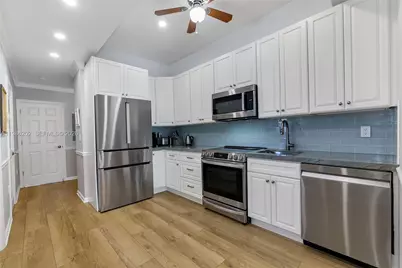 2870 Pine Tree Dr #3, Miami Beach, FL 33140 - Photo 10