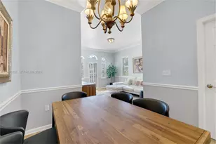 2870 Pine Tree Dr, Miami Beach, FL 33140 - Photo 12