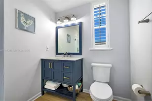 2870 Pine Tree Dr, Miami Beach, FL 33140 - Photo 24