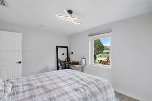 74 NW 117th St, Miami, FL 33168 - Photo 18