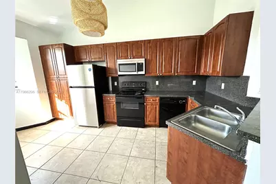 3550 NE 5th St #202, Homestead, FL 33033 - Photo 12