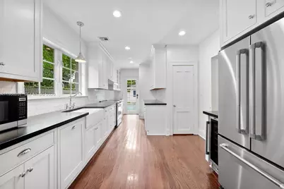 285 NE 105th St, Miami Shores, FL 33138 - Photo 16