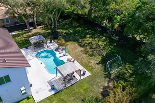 7330 SW 165th St, Palmetto Bay, FL 33157 - Photo 32