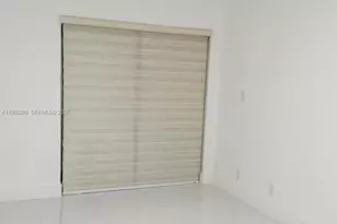 220 Lakeview Dr, Weston, FL 33326 - Photo 8