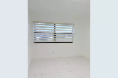 220 Lakeview Dr #102, Weston, FL 33326 - Photo 10