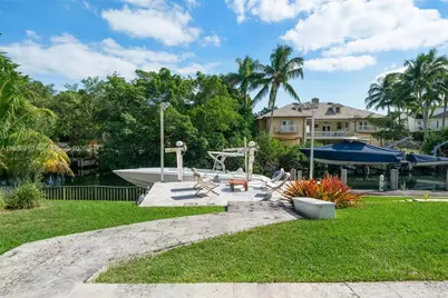 7155 Los Pinos Blvd, Coral Gables, FL 33143 - Photo 70