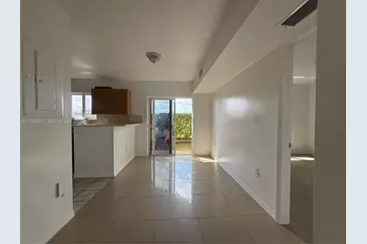 940 NE 33 Ter #101, Homestead, FL 33033 - Photo 6