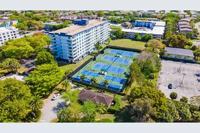 4800 Hillcrest Ln #408, Hollywood, FL 33021 - Photo 30