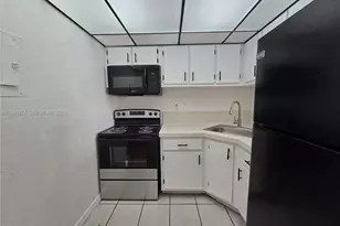 801 NW 47th Ave, Miami, FL 33126 - Photo 4