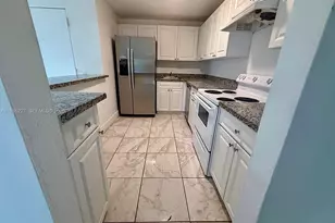 10393 N Kendall Dr, Miami, FL 33176 - Photo 2