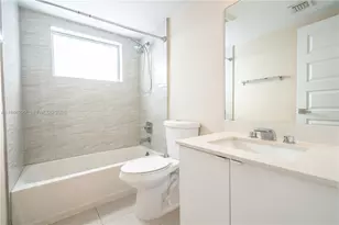 2400 NE 26th St, Fort Lauderdale, FL 33305 - Photo 12