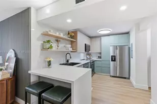 1100 11th St, Miami Beach, FL 33139 - Photo 10