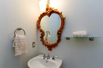 1500 Ocean Dr #601, Miami Beach, FL 33139 - Photo 18