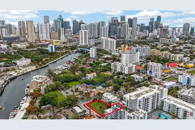 244 NW 7th Ave, Miami, FL 33128 - Photo 6