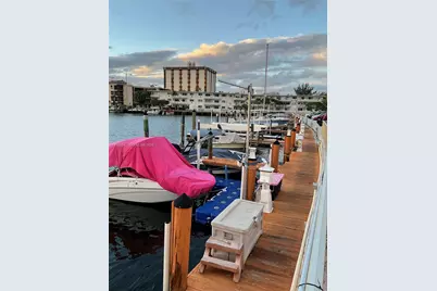 [Address not provided], Hallandale Beach, FL 33009 - Photo 10