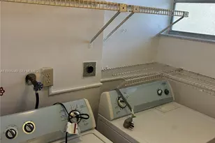 8791 Holly Ct, Tamarac, FL 33321 - Photo 10