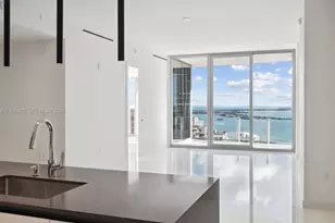 300 Biscayne Blvd Way, Miami, FL 33131 - Photo 8