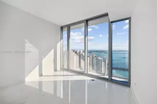 300 Biscayne Blvd Way, Miami, FL 33131 - Photo 12