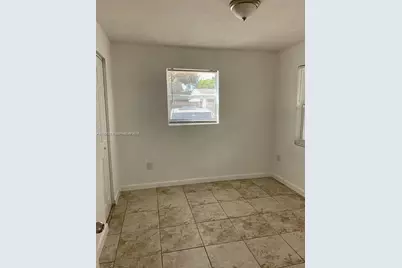 1277 NW 58th St, Miami, FL 33142 - Photo 2