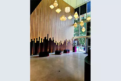 151 SE 1st St #801, Miami, FL 33131 - Photo 6