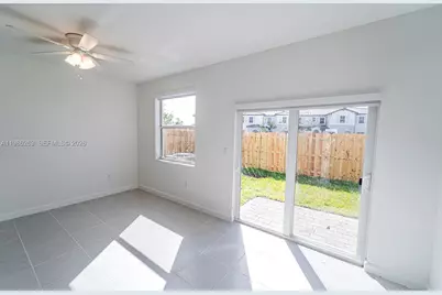 2620 SE 28th Dr, Homestead, FL 33035 - Photo 12