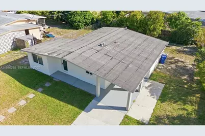 1400 NE 43rd Ct #1400, Pompano Beach, FL 33064 - Photo 2