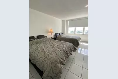 5601 Collins Ave #1524, Miami Beach, FL 33140 - Photo 18