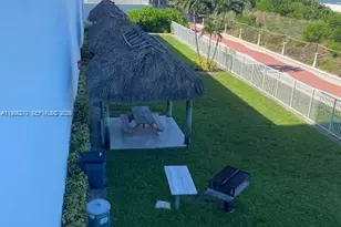 5601 Collins Ave, Miami Beach, FL 33140 - Photo 26