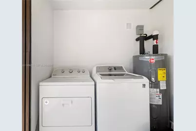 5420 NW 182nd St, Miami Gardens, FL 33055 - Photo 14