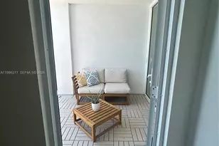 6450 Collins Ave, Miami Beach, FL 33141 - Photo 38