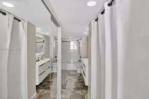 6450 Collins Ave, Miami Beach, FL 33141 - Photo 32
