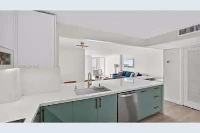 6450 Collins Ave #903, Miami Beach, FL 33141 - Photo 18