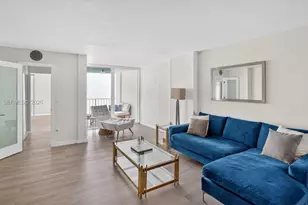 6450 Collins Ave, Miami Beach, FL 33141 - Photo 20