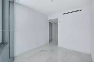 300 Biscayne Blvd Way, Miami, FL 33131 - Photo 20