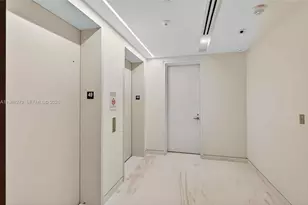 300 Biscayne Blvd Way, Miami, FL 33131 - Photo 2