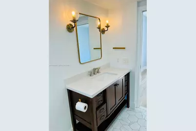 900 NE 18th Ave #206, Fort Lauderdale, FL 33304 - Photo 8