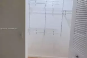 15620 SW 80th St, Kendall, FL 33193 - Photo 4