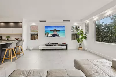 11280 NW 77th Ter, Doral, FL 33178 - Photo 14