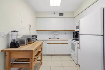 3400 NE 192 Street #1810, Aventura, FL 33180 - Photo 4