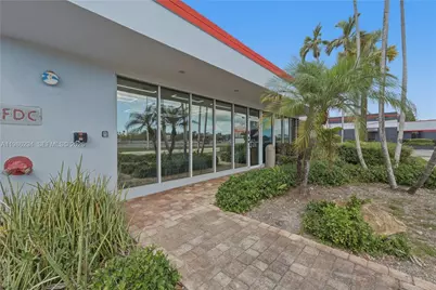 2950 N 28th Ter, Hollywood, FL 33020 - Photo 20