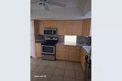 710 NW 77th Way, Pembroke Pines, FL 33024 - Photo 6