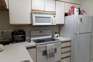 882 NW 92nd Ave, Plantation, FL 33324 - Photo 30