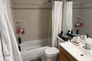 882 NW 92nd Ave, Plantation, FL 33324 - Photo 24