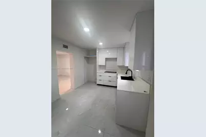 1965 Breezy Ln, West Palm Beach, FL 33417 - Photo 8